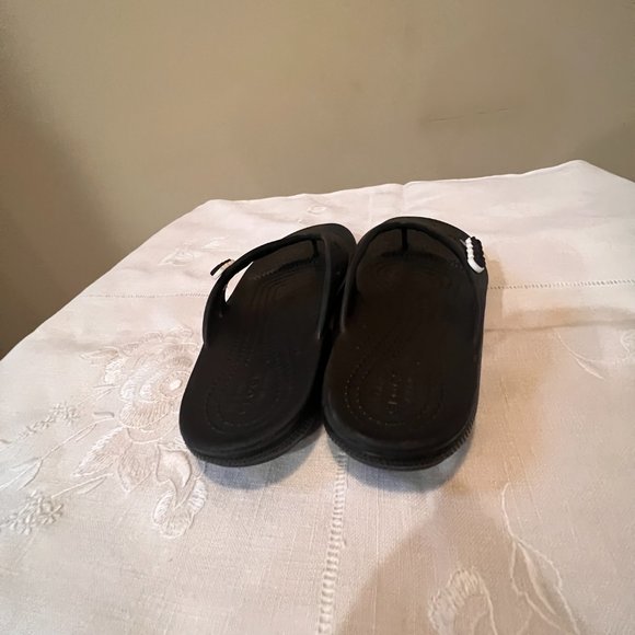 Crocs classic  slides slippers size 6 W,  4 mens - Picture 13 of 14